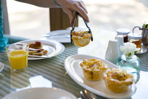 Thistle Hill Guesthouse - Walk To Many Wineries And Restaurants - Australia Accommodation 3