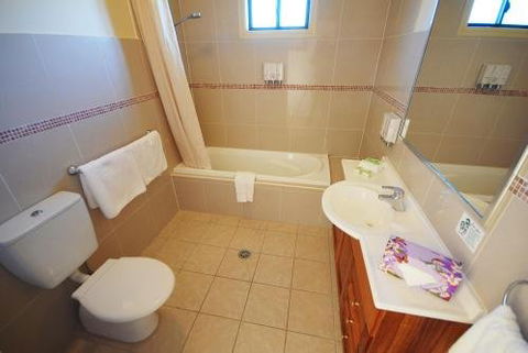 Potters Apartments - Australia Accommodation 13