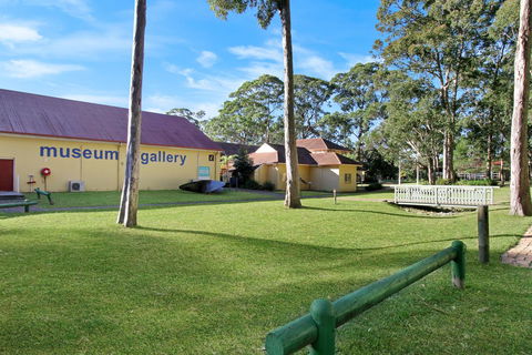 Huskisson Holiday Motel Cabins - Australia Accommodation 9