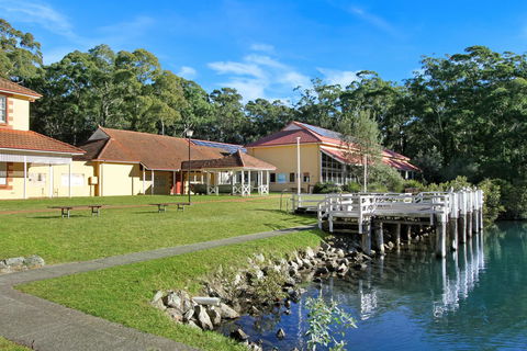 Huskisson Holiday Motel Cabins - Australia Accommodation 11