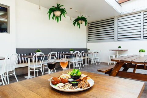 Coniston Hotel Wollongong - Australia Accommodation 10