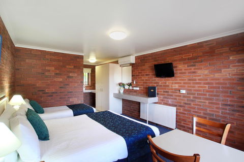 Pelican Motor Inn - Australia Accommodation 43