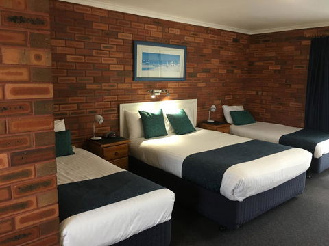Pelican Motor Inn - Australia Accommodation 14