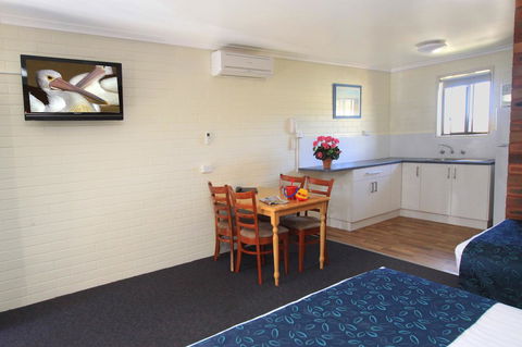 Pelican Motor Inn - Australia Accommodation 37