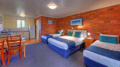 Pelican Motor Inn - Australia Accommodation 4