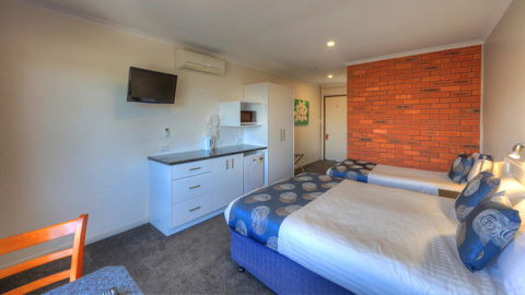 Pelican Motor Inn - Australia Accommodation 3