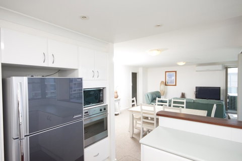 Sails Apartments - Australia Accommodation 17