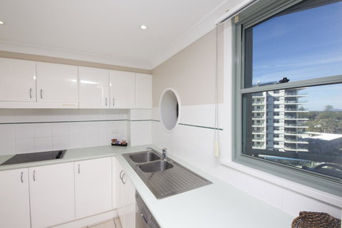 Sails Apartments - Australia Accommodation 7