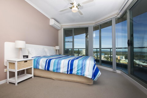 Sails Apartments - Australia Accommodation 8