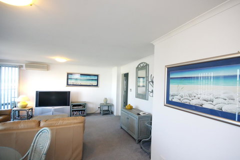 Sails Apartments - Australia Accommodation 23