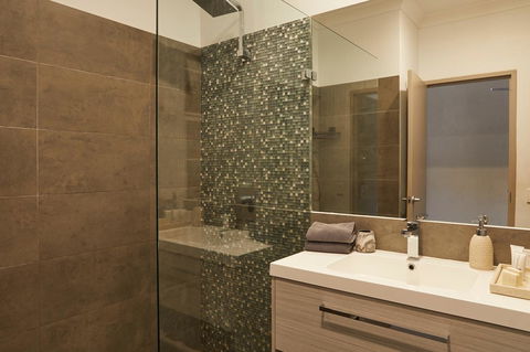 Byron Quarter Apartments - Australia Accommodation 9