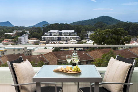 Oaks Nelson Bay Lure Suites - Australia Accommodation 5