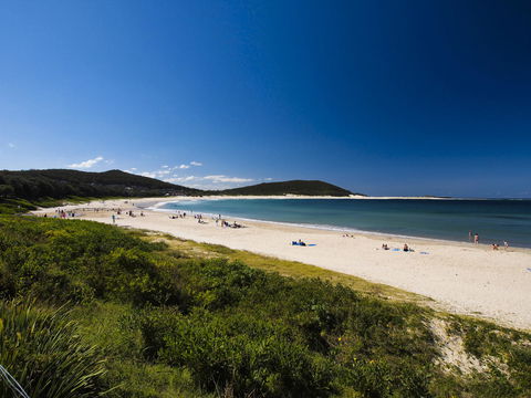 Oaks Nelson Bay Lure Suites - Australia Accommodation 4