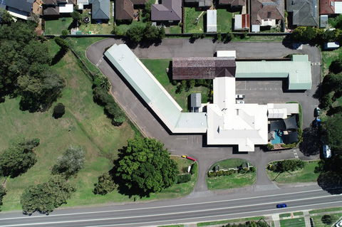 Sleepy Hill Motor Inn - Australia Accommodation 11