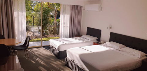 Marina Resort - Australia Accommodation 41