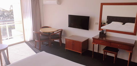 Marina Resort - Australia Accommodation 32