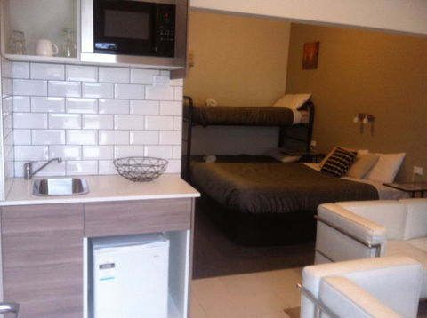 Altair Motel - Australia Accommodation 11