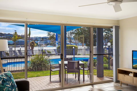 Sails Luxury Apartments Merimbula - Australia Accommodation 15