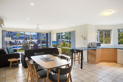 Sails Luxury Apartments Merimbula - Australia Accommodation 13