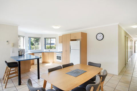 Sails Luxury Apartments Merimbula - Australia Accommodation 9