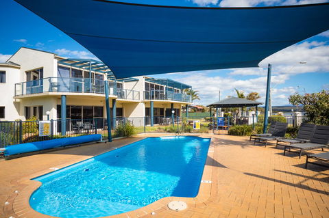 Sails Luxury Apartments Merimbula - Australia Accommodation 42