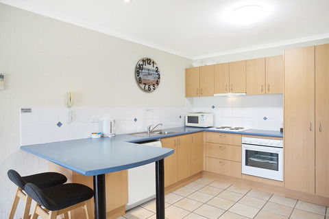 Sails Luxury Apartments Merimbula - Australia Accommodation 28