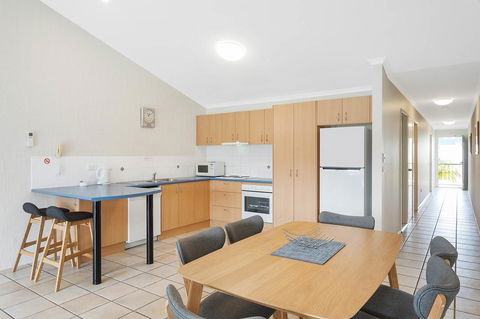 Sails Luxury Apartments Merimbula - Australia Accommodation 38