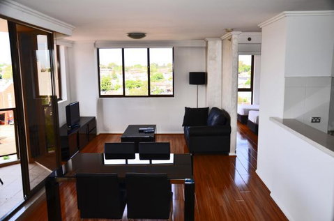 Fiori Apartments - Australia Accommodation 35