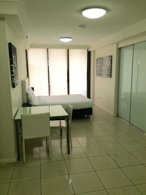 Fiori Apartments - Australia Accommodation 14