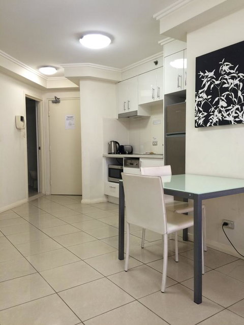 Fiori Apartments - Australia Accommodation 15