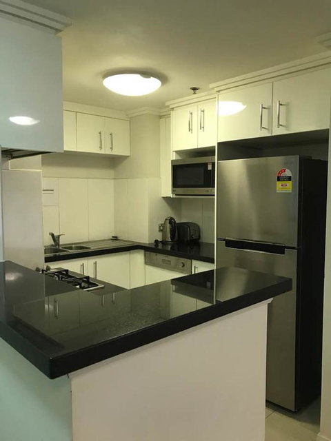 Fiori Apartments - Australia Accommodation 23