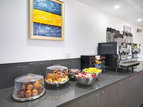 Value Suites Green Square - Australia Accommodation 8