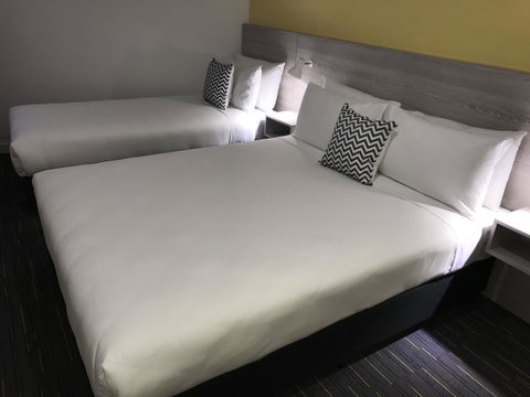 Value Suites Green Square - Australia Accommodation 15