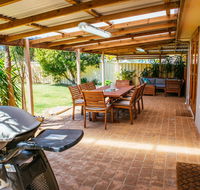 Sunbaker Beach House - Australia Accommodation