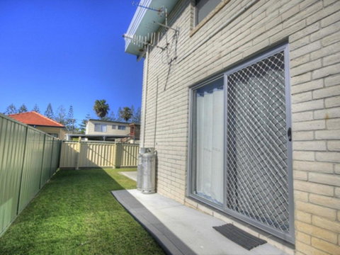 45 Wharf Street - Whole House - Australia Accommodation 5