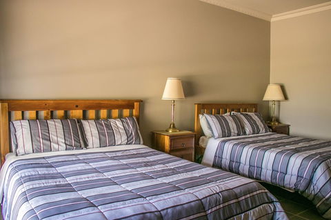 Ironstone Estate Lovedale - Australia Accommodation 11