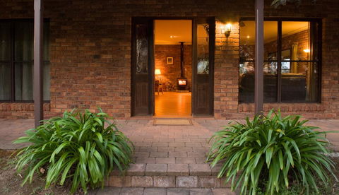 Ironstone Estate Lovedale - Australia Accommodation 38