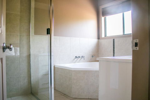 Ironstone Estate Lovedale - Australia Accommodation 6