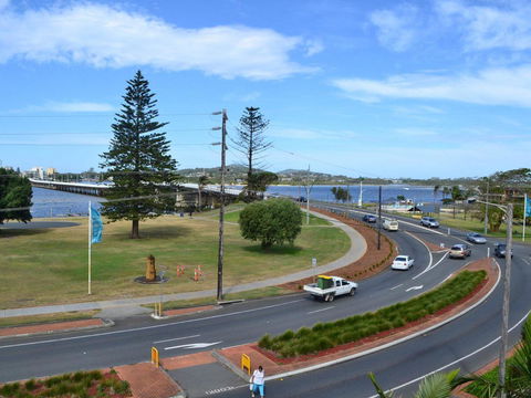Oxley 8 At Tuncurry - Australia Accommodation 3