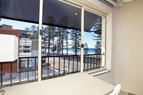 Manly Paradise Motel & Apartments - Australia Accommodation 10
