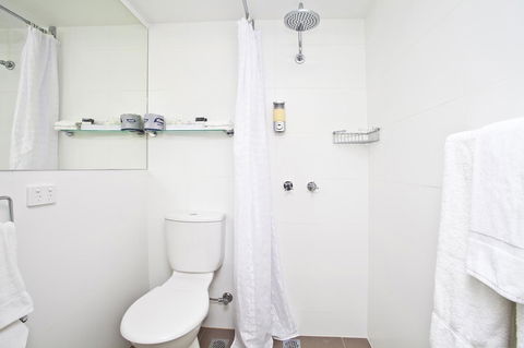 Manly Paradise Motel & Apartments - Australia Accommodation 9