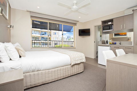 Manly Paradise Motel & Apartments - Australia Accommodation 14