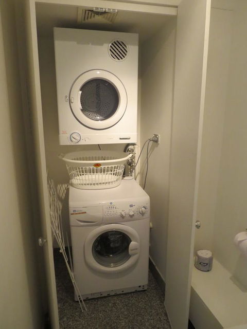 Manly Paradise Motel & Apartments - Australia Accommodation 24