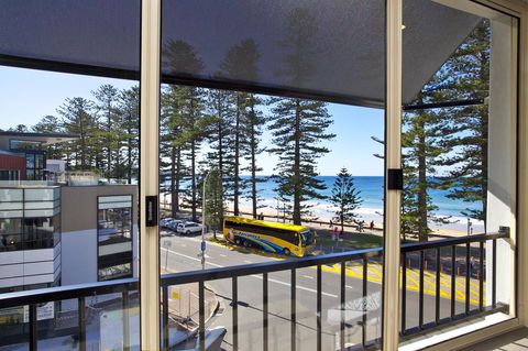 Manly Paradise Motel & Apartments - Australia Accommodation 4