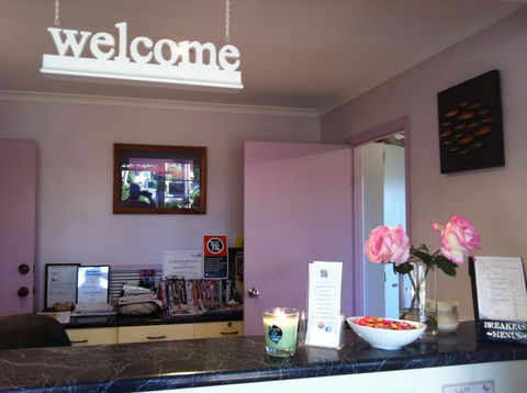 Sapphire Waters Motor Inn - Australia Accommodation 42