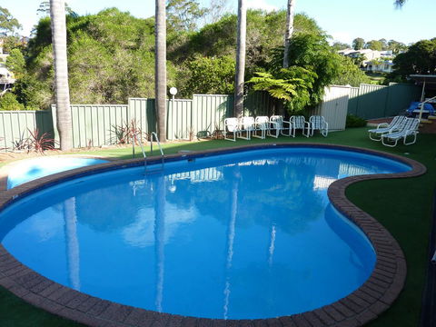 Sapphire Waters Motor Inn - Australia Accommodation 36