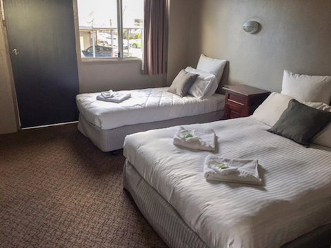 Commercial Hotel Motel Lithgow - Australia Accommodation 12