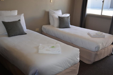 Commercial Hotel Motel Lithgow - Australia Accommodation 6