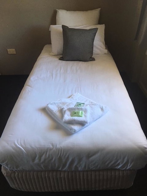 Commercial Hotel Motel Lithgow - Australia Accommodation 28