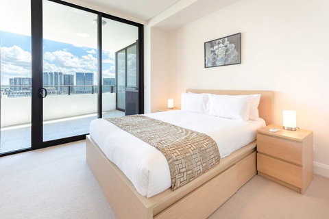 Two Bedders Apartment With Stunning Water View - Australia Accommodation 2